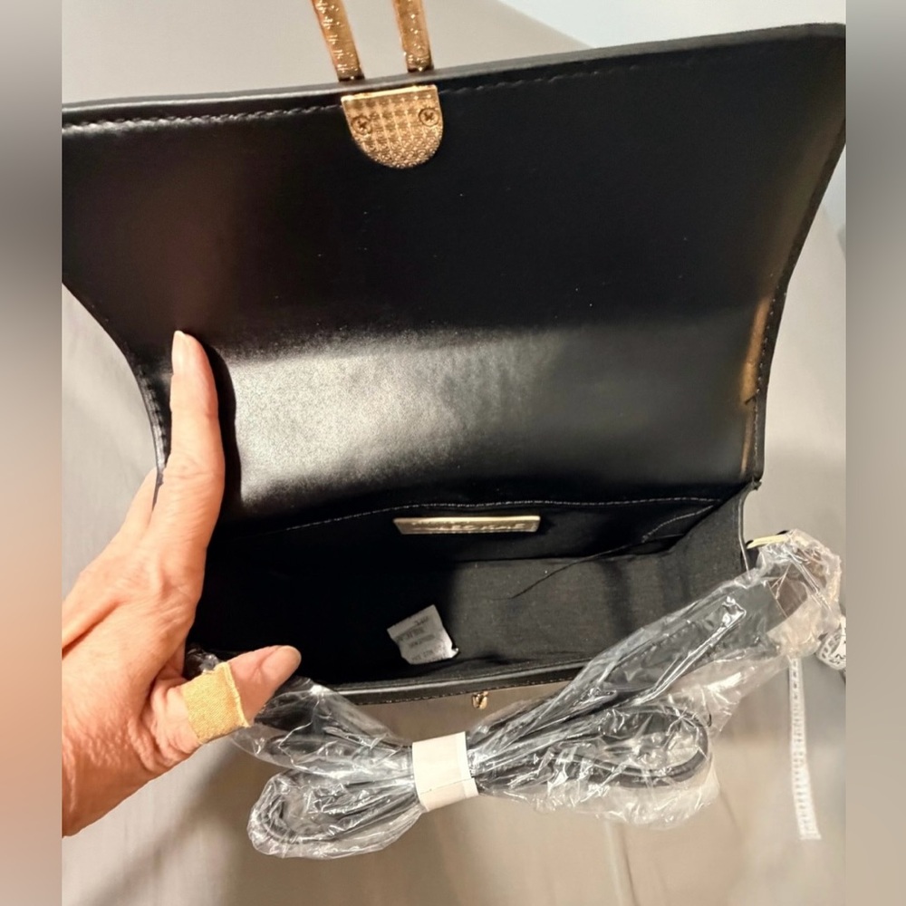 Jules Kae Mia Vegan Satchel To Crossbody Bag - Picture 5 of 15